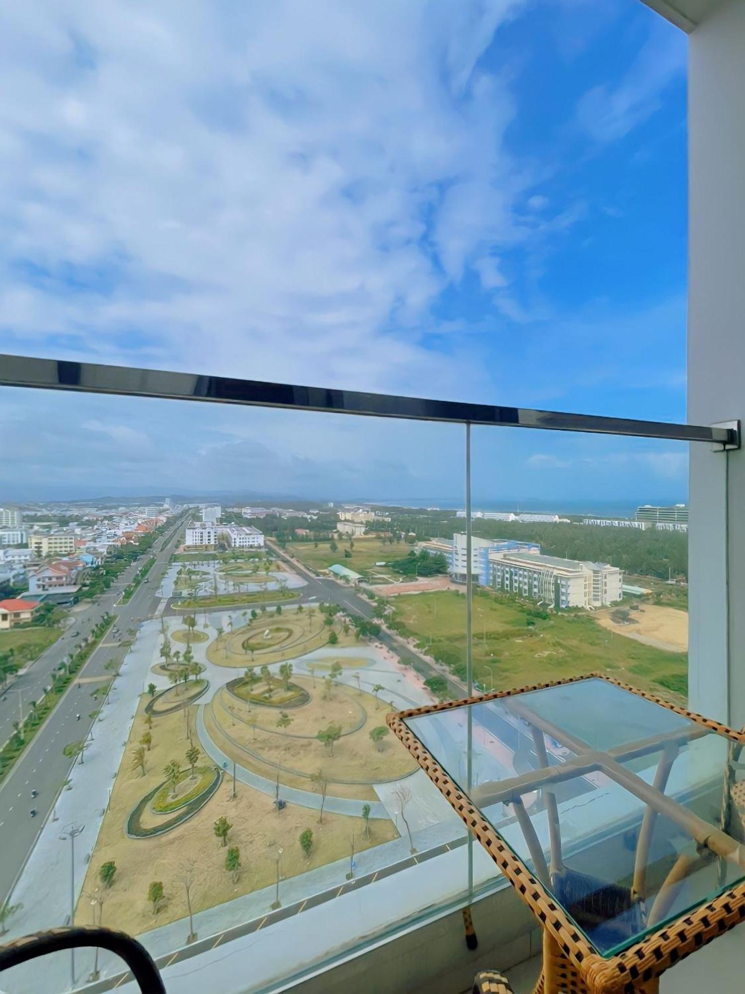 Apec Mandala Phu Yen Condotel Туй Хоа Екстериор снимка